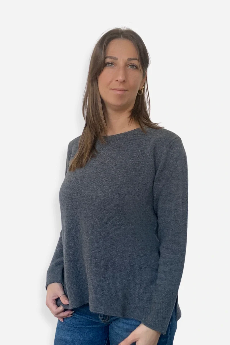 Maglia donna girocollo oversize in lana - Image 6