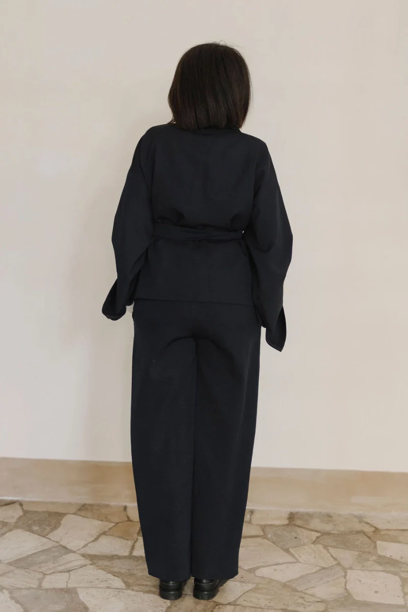 Giacca kimono elegante "Oriente" in lana con cintura - Image 3