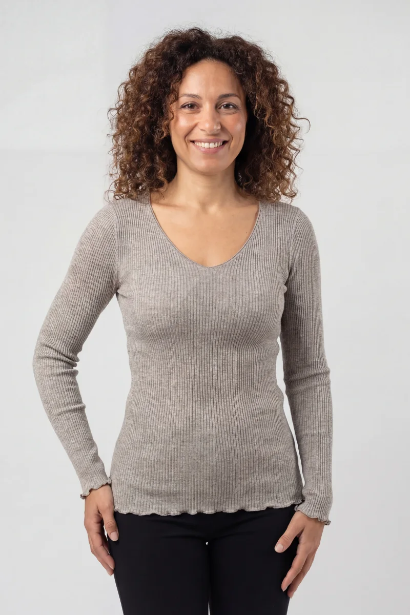 Maglia lana e seta donna manica lunga con scollo a V - Image 10