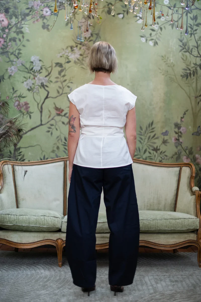 Pantaloni donna larghi con fascione in cotone - Image 2