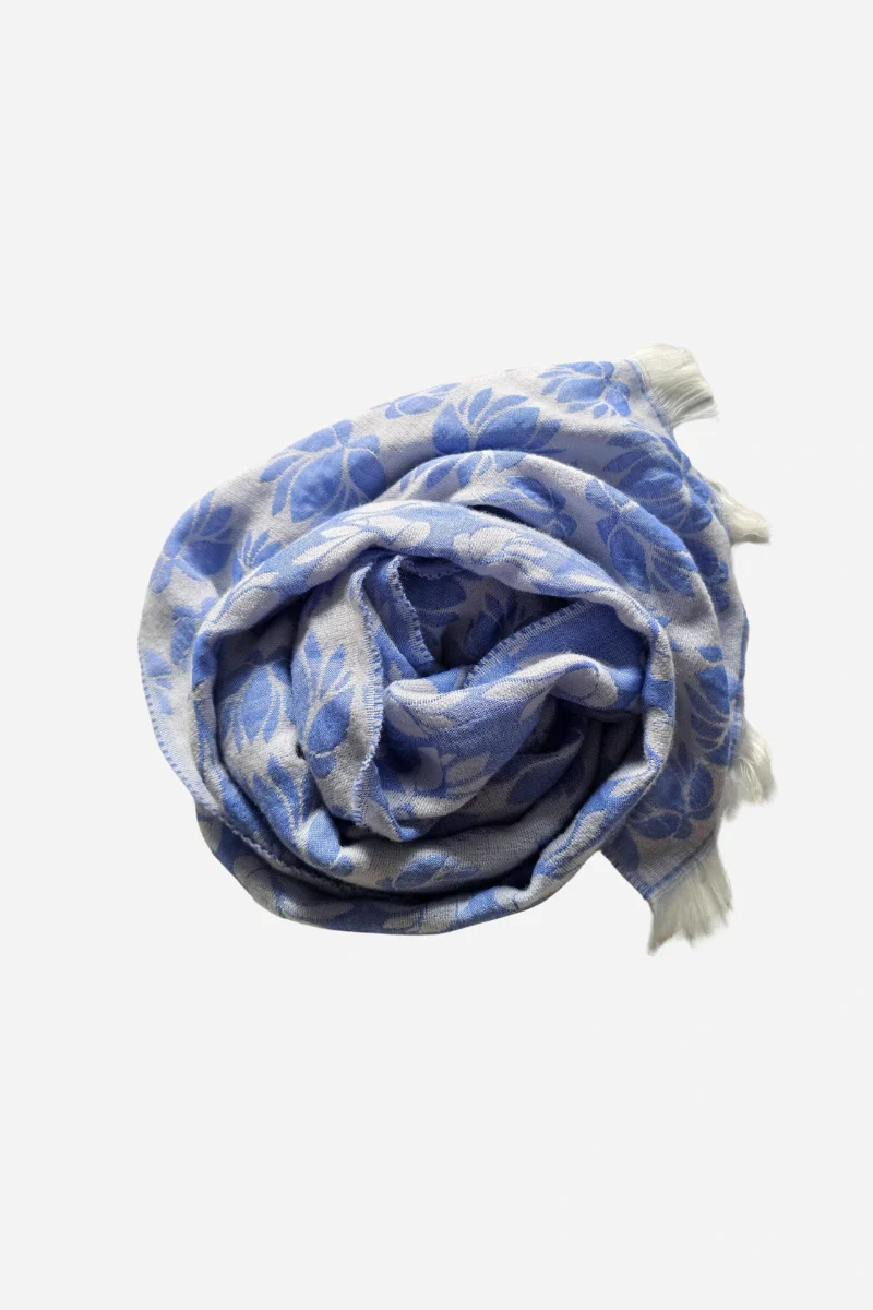 Foulard carré Dea Jala con fiore di loto - Image 2